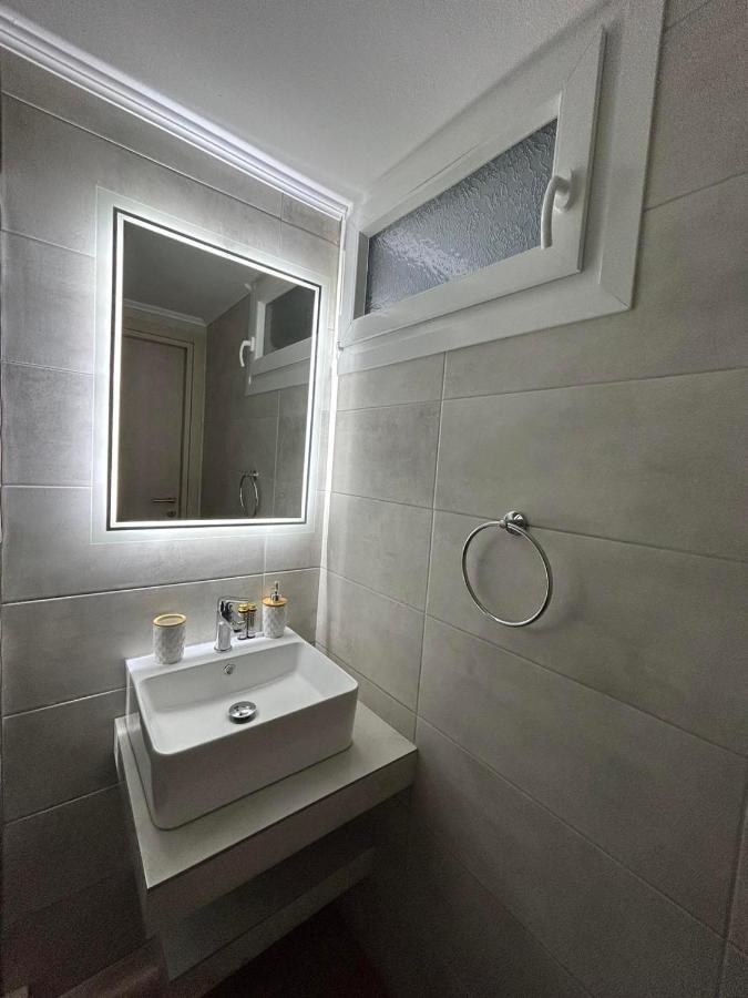 Dk Square Apartment อานดรอส ภายนอก รูปภาพ