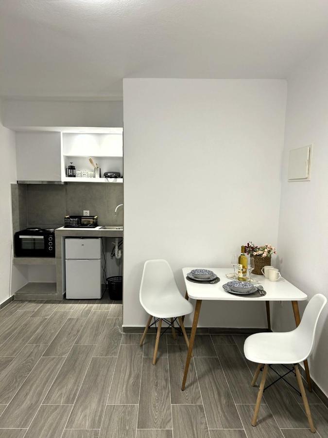 Dk Square Apartment อานดรอส ภายนอก รูปภาพ