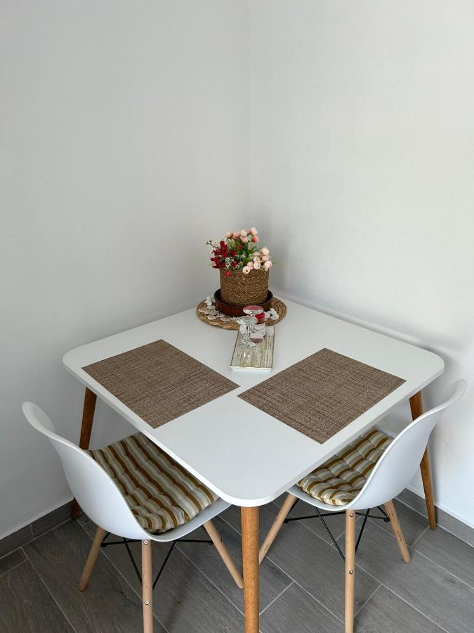 Dk Square Apartment อานดรอส ภายนอก รูปภาพ